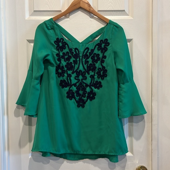 JUDITH MARCH Bell Sleeve Embroidered Blouse - Picture 12 of 12
